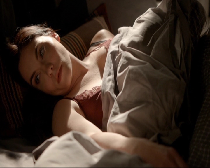 VampireDiariesWorld-dot-nl_7x05LiveThroughThis0176.jpg