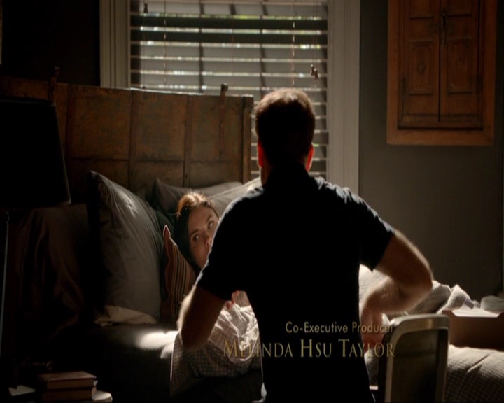 VampireDiariesWorld-dot-nl_7x05LiveThroughThis0181.jpg