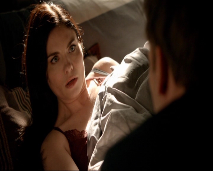 VampireDiariesWorld-dot-nl_7x05LiveThroughThis0186.jpg