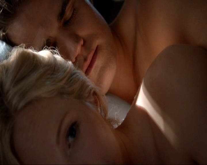 VampireDiariesWorld-dot-nl_7x05LiveThroughThis0192.jpg