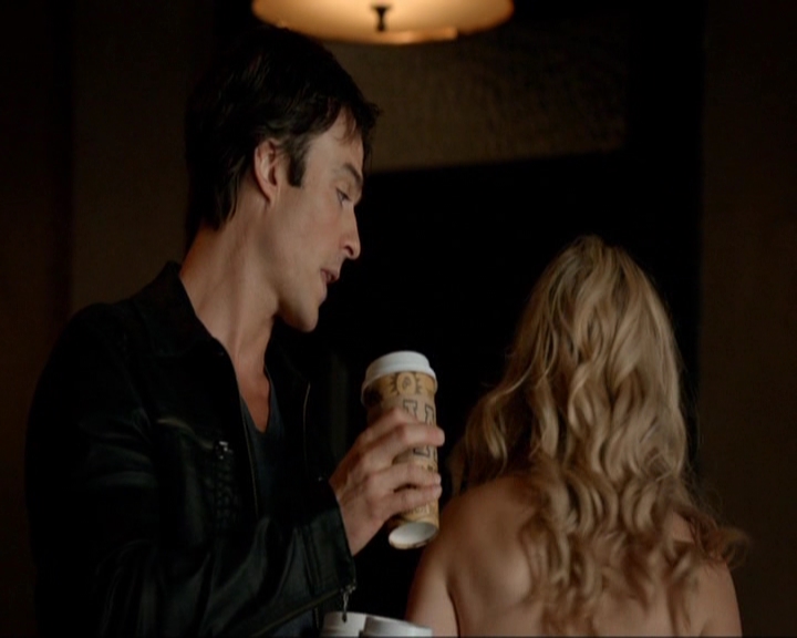 VampireDiariesWorld-dot-nl_7x05LiveThroughThis0241.jpg