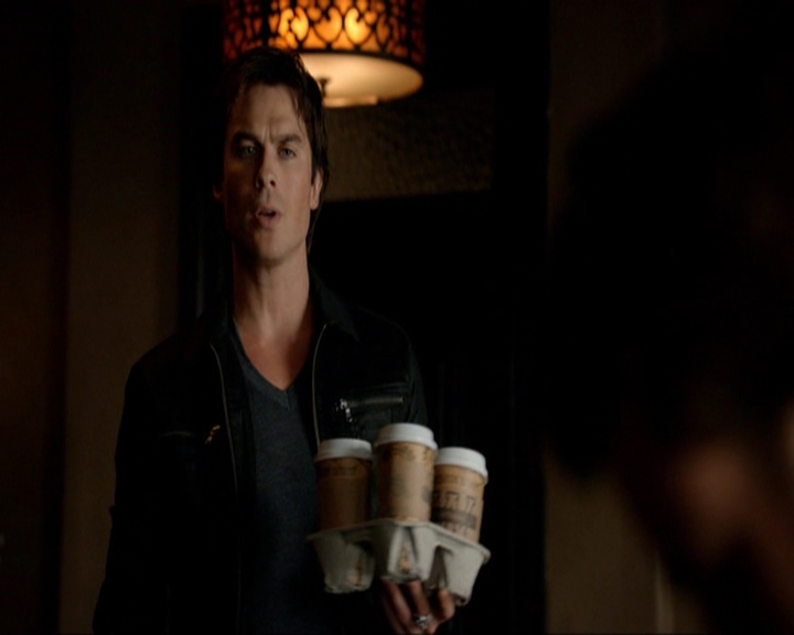 VampireDiariesWorld-dot-nl_7x05LiveThroughThis0248.jpg