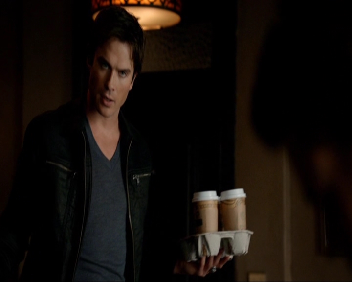 VampireDiariesWorld-dot-nl_7x05LiveThroughThis0249.jpg