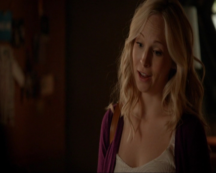 VampireDiariesWorld-dot-nl_7x05LiveThroughThis0303.jpg