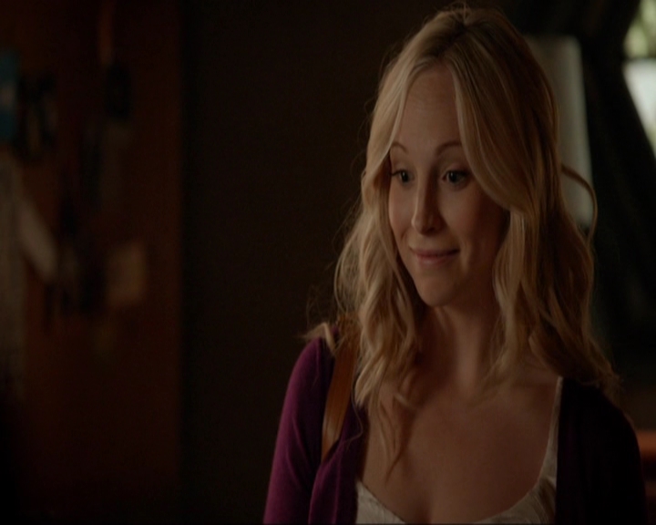 VampireDiariesWorld-dot-nl_7x05LiveThroughThis0309.jpg