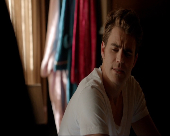 VampireDiariesWorld-dot-nl_7x05LiveThroughThis0315.jpg