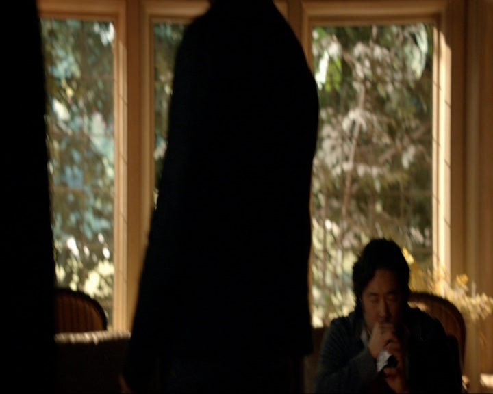 VampireDiariesWorld-dot-nl_7x05LiveThroughThis0323.jpg