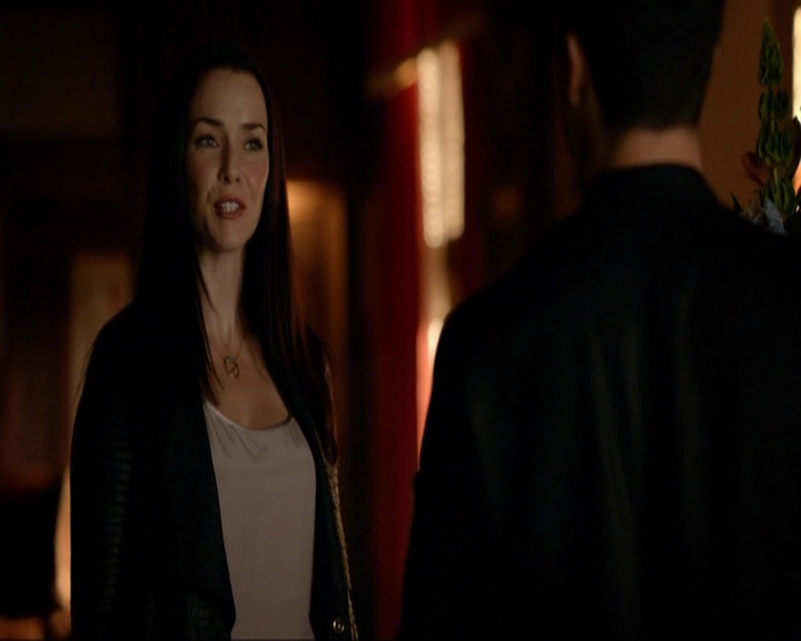 VampireDiariesWorld-dot-nl_7x05LiveThroughThis0338.jpg