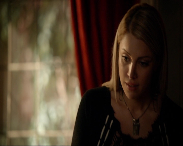 VampireDiariesWorld-dot-nl_7x05LiveThroughThis0379.jpg