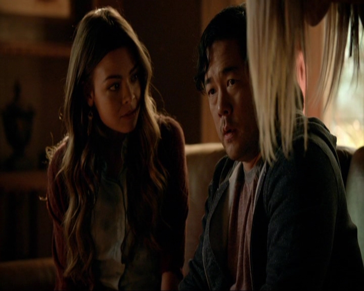 VampireDiariesWorld-dot-nl_7x05LiveThroughThis0382.jpg