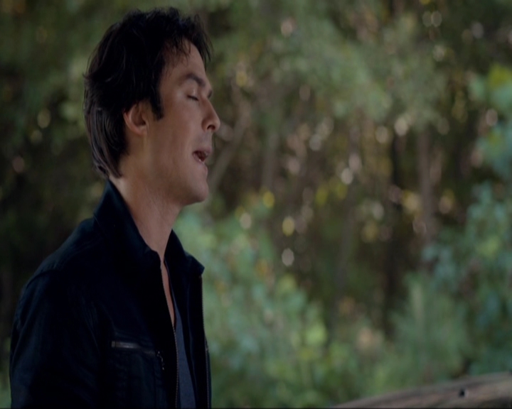 VampireDiariesWorld-dot-nl_7x05LiveThroughThis0461.jpg