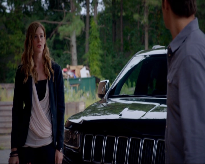 VampireDiariesWorld-dot-nl_7x05LiveThroughThis0940.jpg