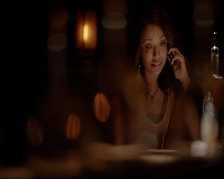 VampireDiariesWorld-dot-nl_7x05LiveThroughThis1854.jpg
