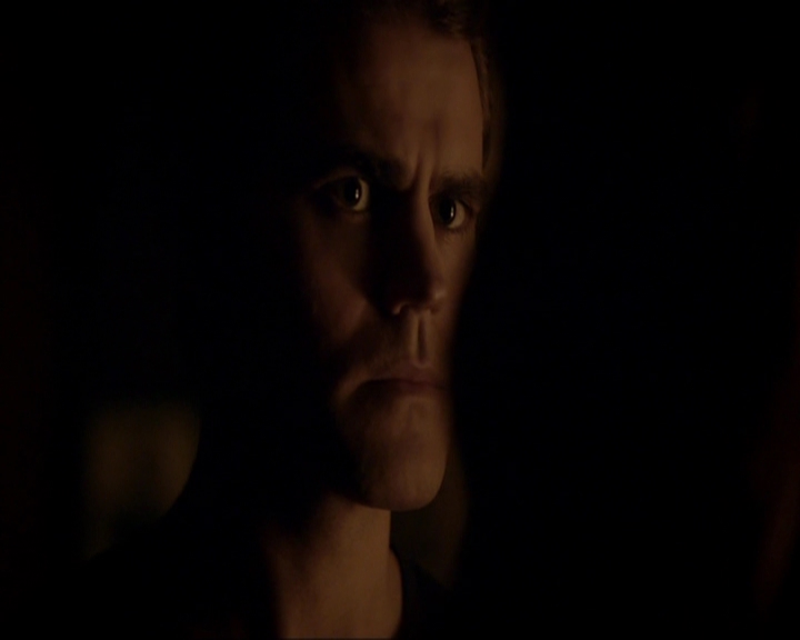 VampireDiariesWorld-dot-nl_7x05LiveThroughThis2079.jpg