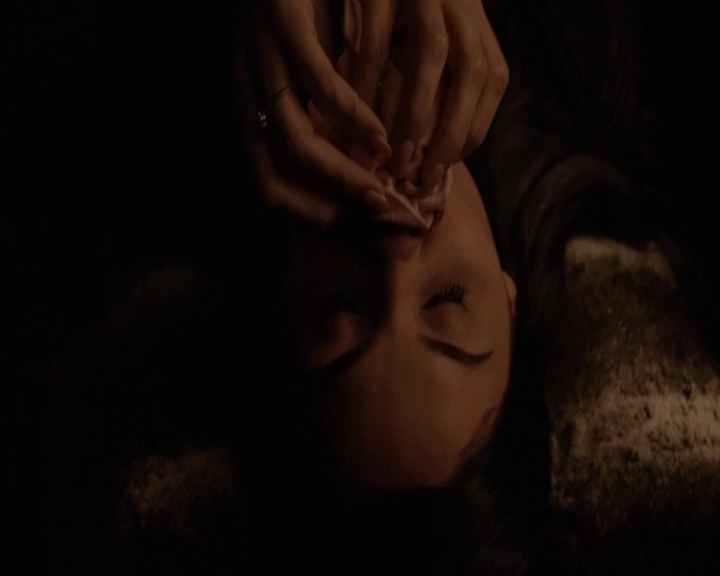 VampireDiariesWorld-dot-nl_7x06BestServedCold-deletedscenes0001.jpg