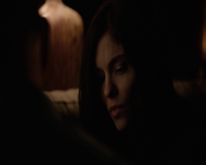 VampireDiariesWorld-dot-nl_7x06BestServedCold-deletedscenes0064.jpg