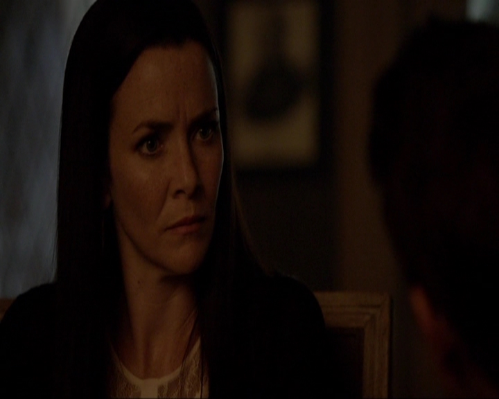 VampireDiariesWorld-dot-nl_7x07MommieDearest0521.jpg