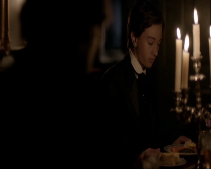 VampireDiariesWorld-dot-nl_7x07MommieDearest0570.jpg