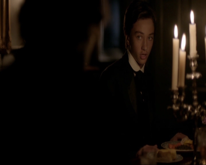 VampireDiariesWorld-dot-nl_7x07MommieDearest0571.jpg