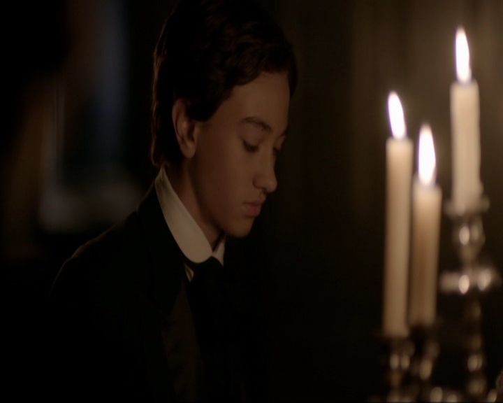 VampireDiariesWorld-dot-nl_7x07MommieDearest0577.jpg