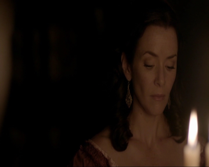 VampireDiariesWorld-dot-nl_7x07MommieDearest0592.jpg