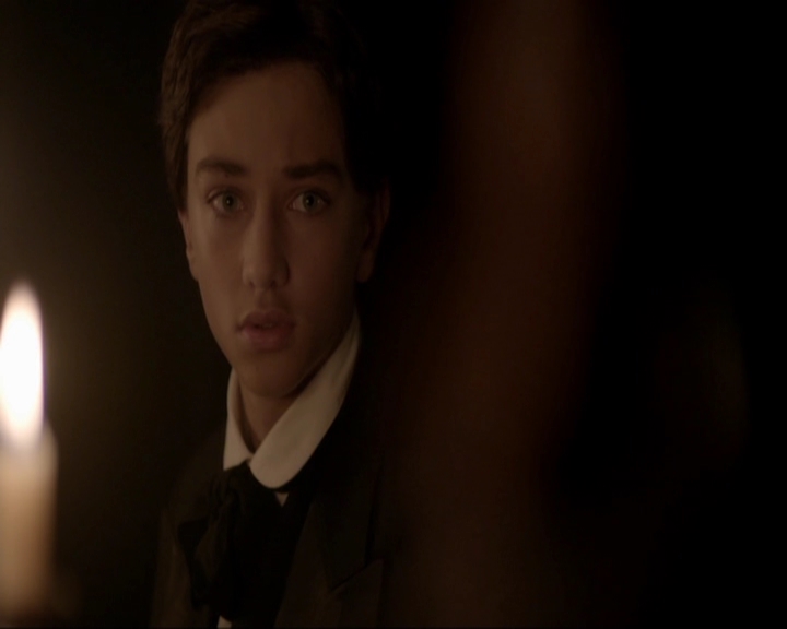 VampireDiariesWorld-dot-nl_7x07MommieDearest0601.jpg