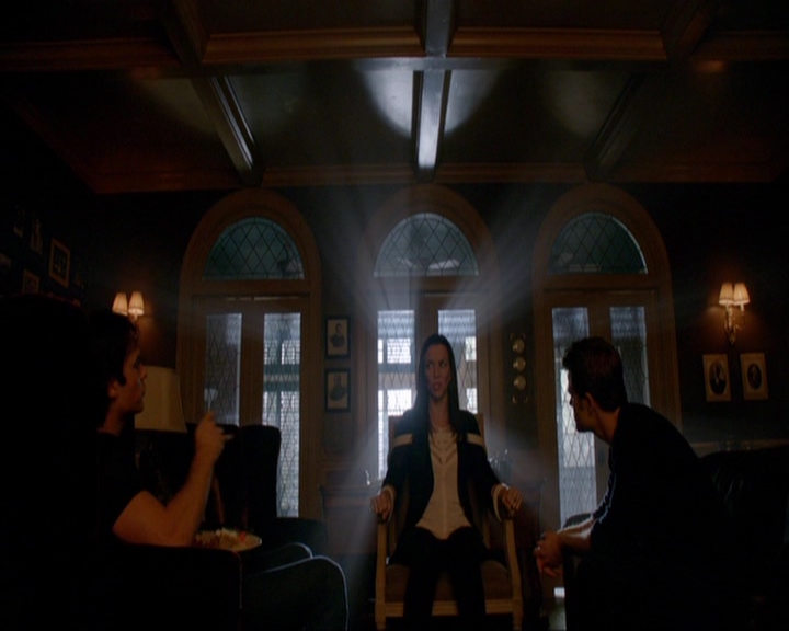 VampireDiariesWorld-dot-nl_7x07MommieDearest0624.jpg