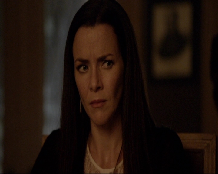 VampireDiariesWorld-dot-nl_7x07MommieDearest0628.jpg