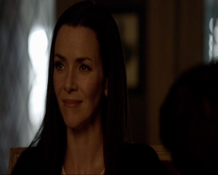 VampireDiariesWorld-dot-nl_7x07MommieDearest0648.jpg