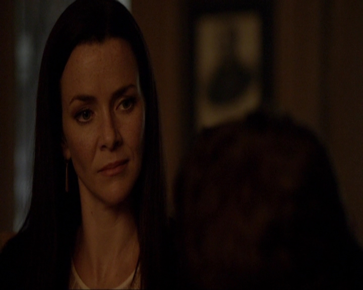 VampireDiariesWorld-dot-nl_7x07MommieDearest0654.jpg