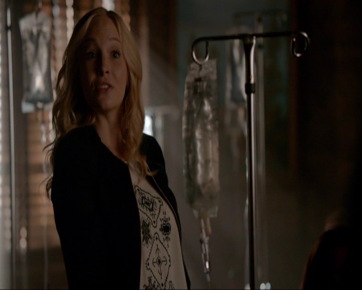 VampireDiariesWorld-dot-nl_7x07MommieDearest0670.jpg