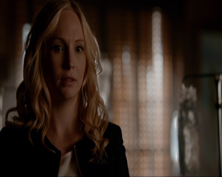 VampireDiariesWorld-dot-nl_7x07MommieDearest0687.jpg