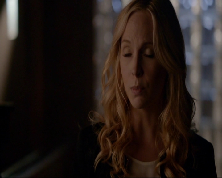 VampireDiariesWorld-dot-nl_7x07MommieDearest0728.jpg