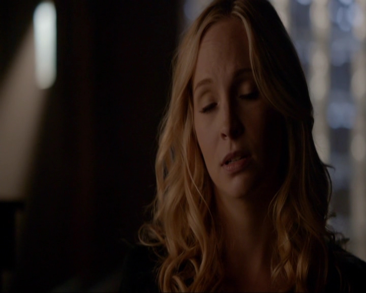 VampireDiariesWorld-dot-nl_7x07MommieDearest0735.jpg