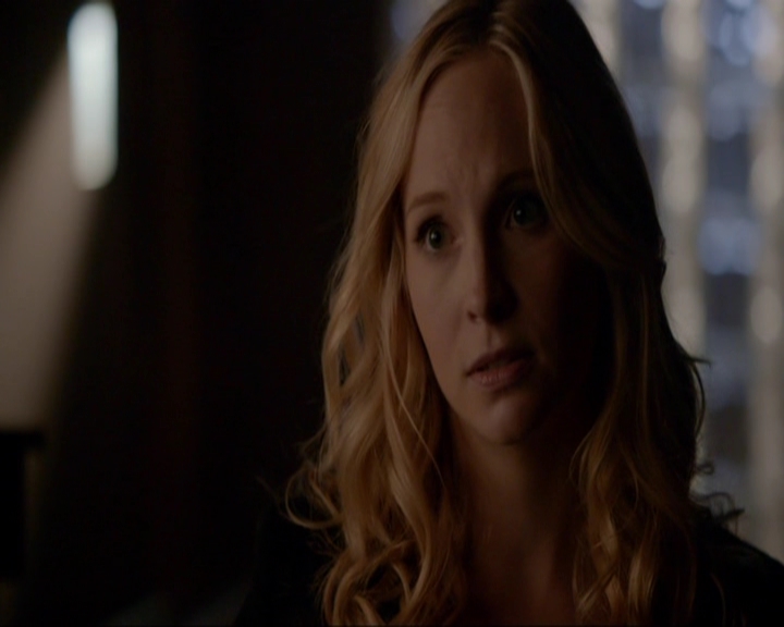 VampireDiariesWorld-dot-nl_7x07MommieDearest0736.jpg