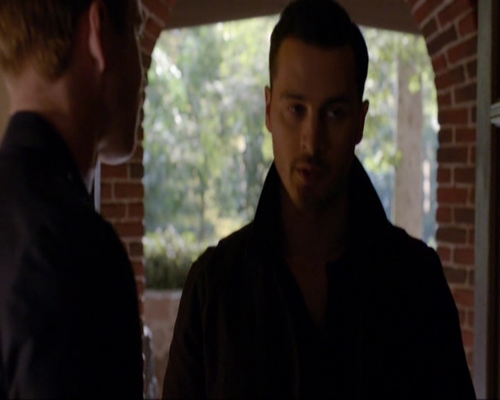 VampireDiariesWorld-dot-nl_7x07MommieDearest0744.jpg