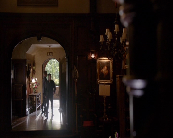 VampireDiariesWorld-dot-nl_7x07MommieDearest0745.jpg