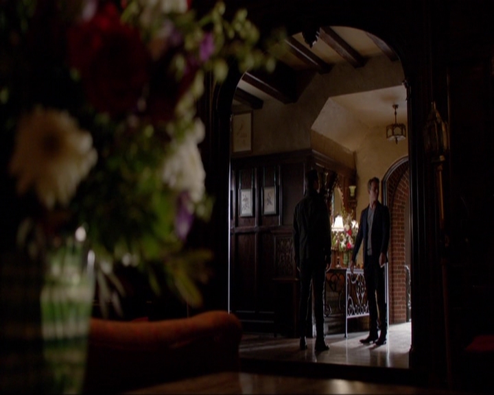 VampireDiariesWorld-dot-nl_7x07MommieDearest0753.jpg