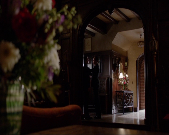 VampireDiariesWorld-dot-nl_7x07MommieDearest0783.jpg