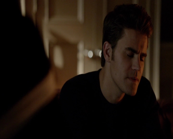 VampireDiariesWorld-dot-nl_7x07MommieDearest0954.jpg