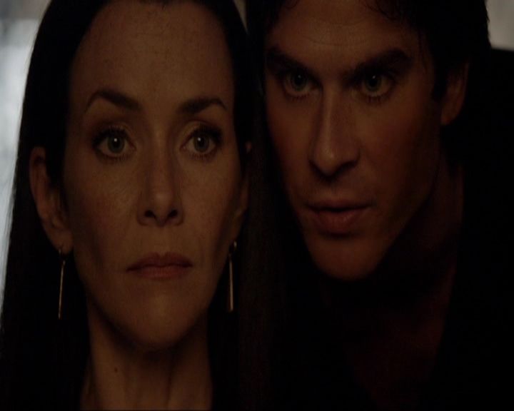 VampireDiariesWorld-dot-nl_7x07MommieDearest0959.jpg