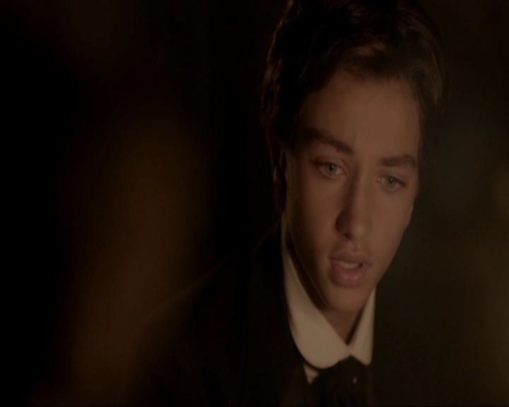 VampireDiariesWorld-dot-nl_7x07MommieDearest1028.jpg