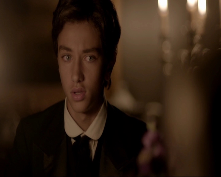 VampireDiariesWorld-dot-nl_7x07MommieDearest1049.jpg