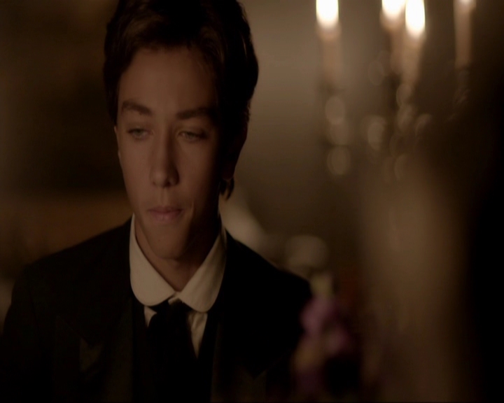 VampireDiariesWorld-dot-nl_7x07MommieDearest1052.jpg