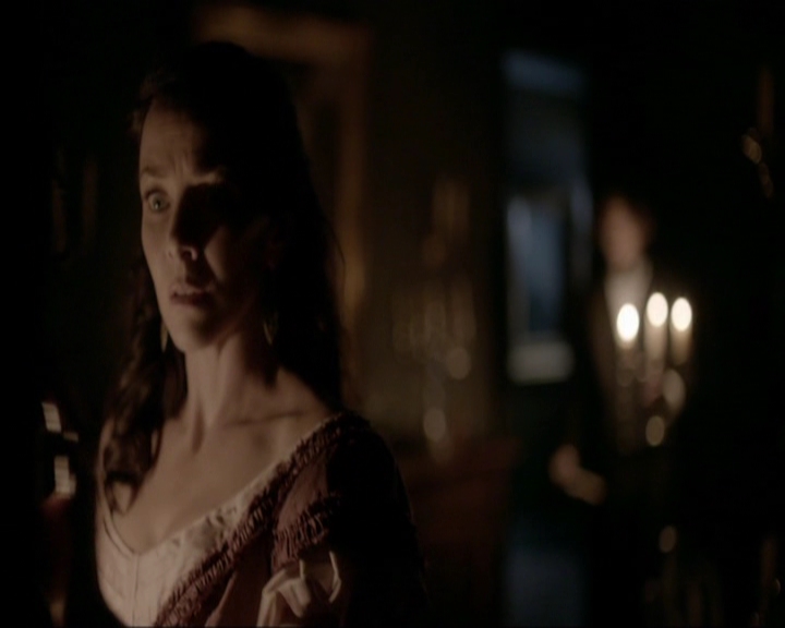 VampireDiariesWorld-dot-nl_7x07MommieDearest1363.jpg