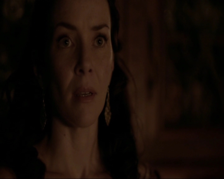 VampireDiariesWorld-dot-nl_7x07MommieDearest1369.jpg