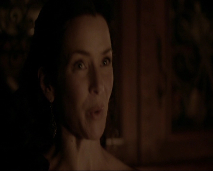 VampireDiariesWorld-dot-nl_7x07MommieDearest1383.jpg