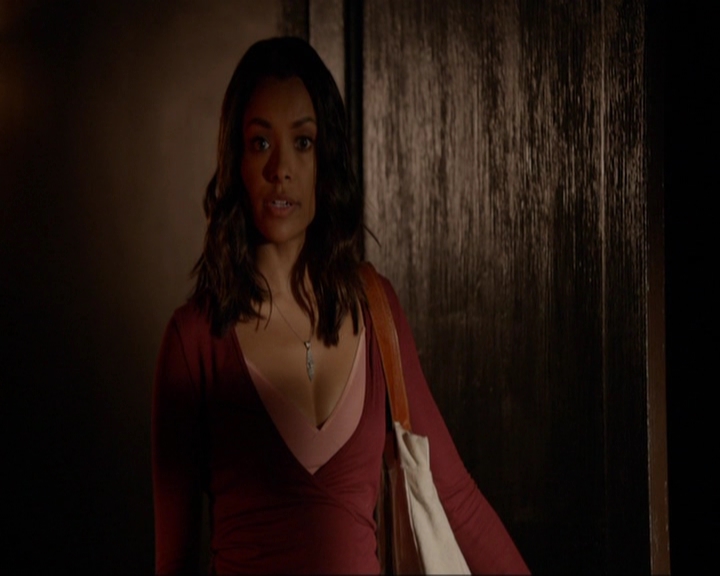 VampireDiariesWorld-dot-nl_7x07MommieDearest1495.jpg