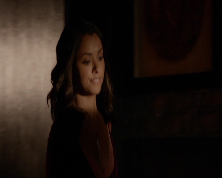 VampireDiariesWorld-dot-nl_7x07MommieDearest1503.jpg