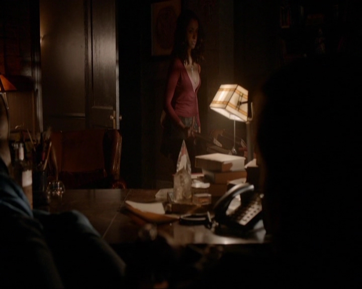 VampireDiariesWorld-dot-nl_7x07MommieDearest1504.jpg